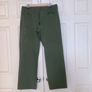 LIKE NEW propper stl 3 pants size 34x30 green worn once